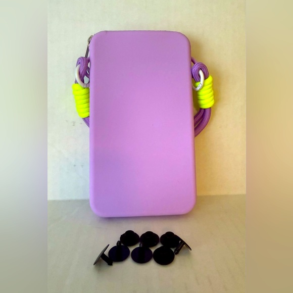 Unbranded Bright Yellow Waterproof Tote with Phone Size Zip Bag - Picture 2 of 6